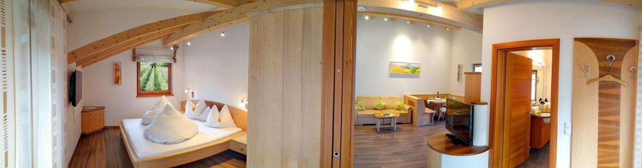 Appartementhaus Tratter Lagundo Eksteriør billede