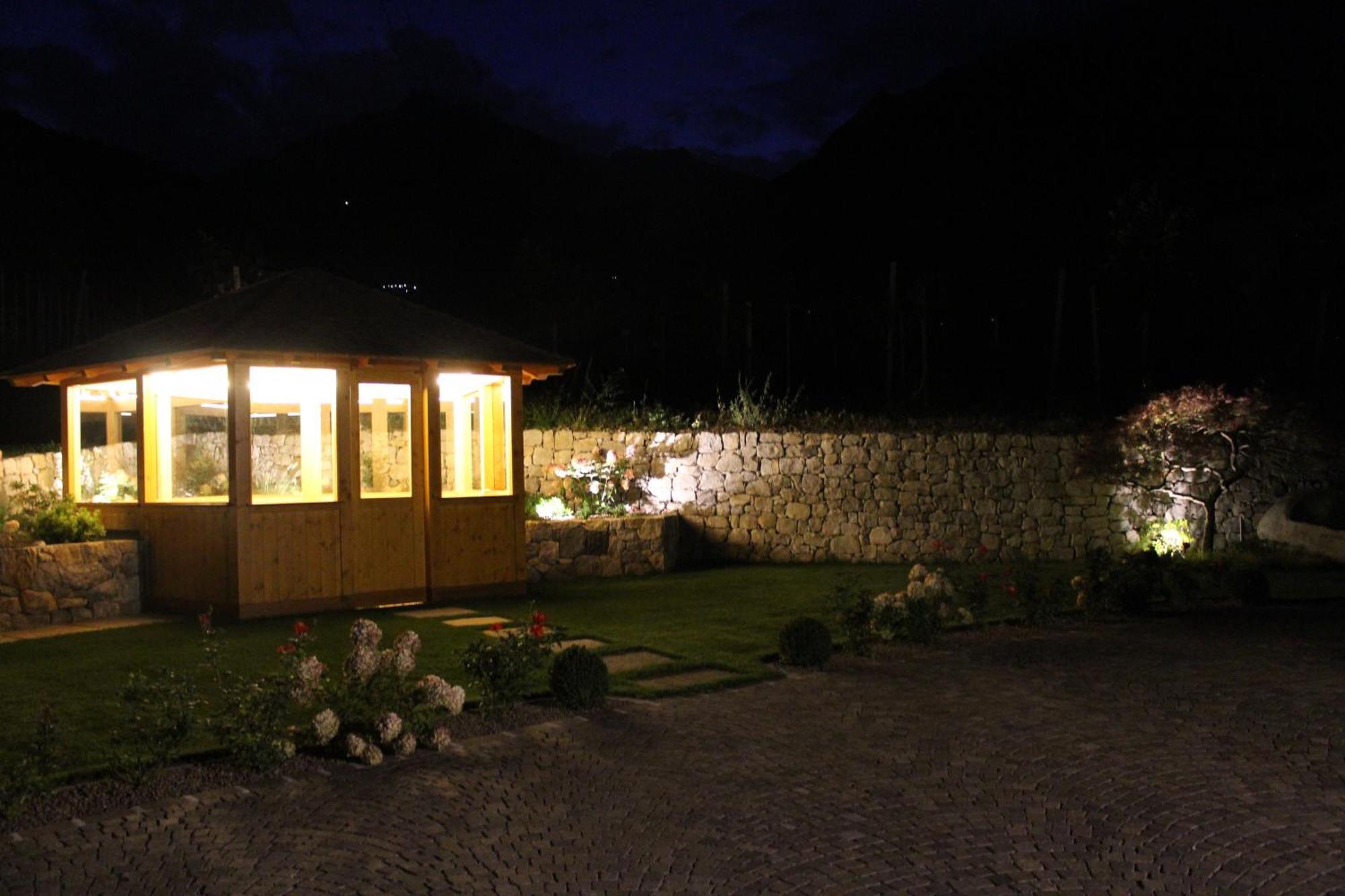 Appartementhaus Tratter Lagundo Eksteriør billede